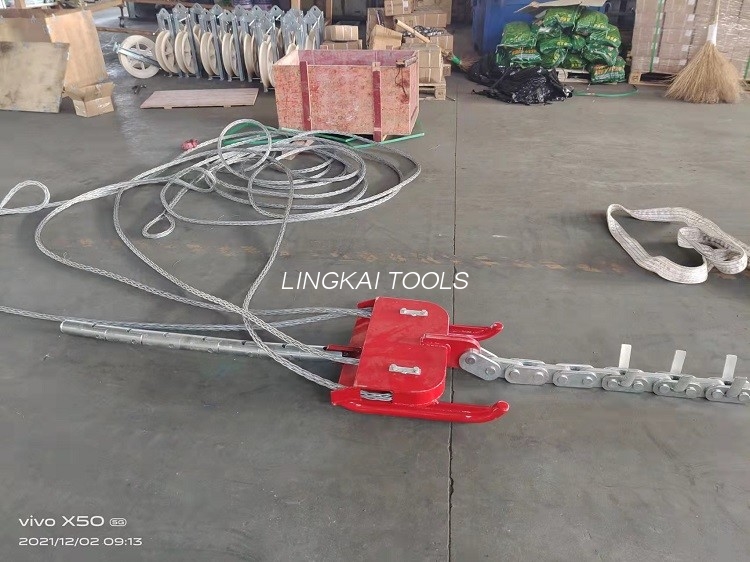 Balancing Head Running Board For Overhead Line Three Bundle Conductor