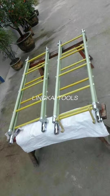 Fiberglass Insulated Light Ladders For Overhead Line Tower Installation