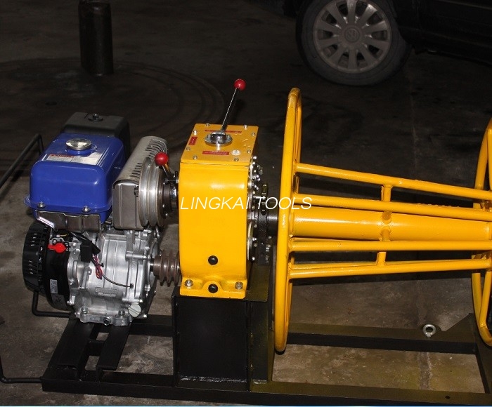 Gasoline Engine Wire Rope Winch 2 Ton For Wire Take Up / Wire Rope Rewinder