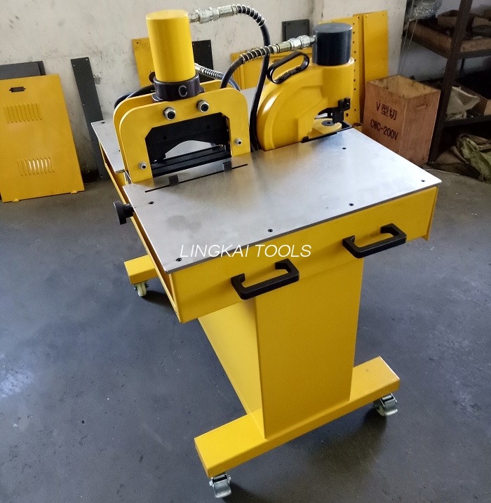 220V 50HZ Hydraulic Crimping Tool Bus Bar Processor For Cutting Punching Bending