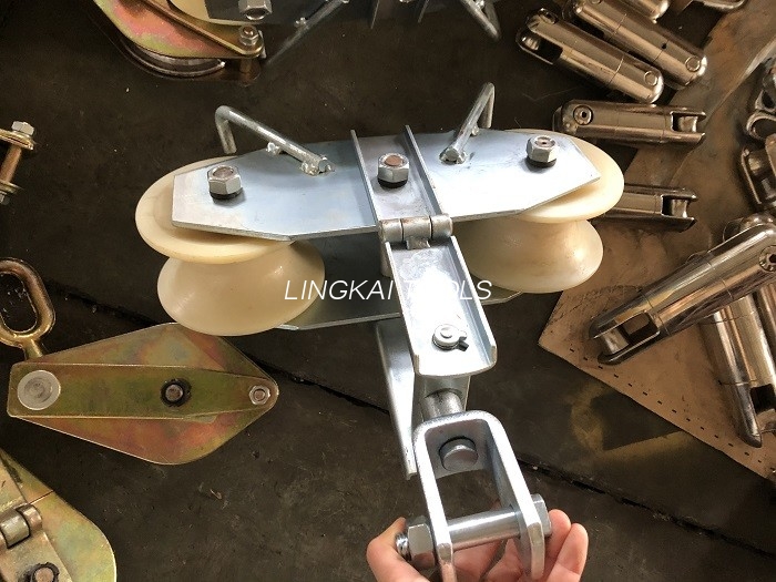 Nylon Sheave Galvanized Front And Rear Wheels Tandem Sheave Stringing Block